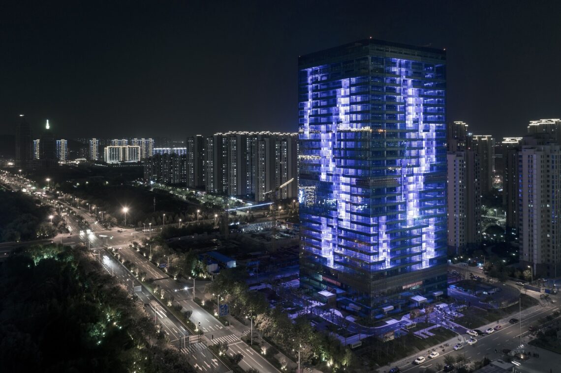 Crystal Office Building / Sako Architects 10 Crystal office building / sako architects