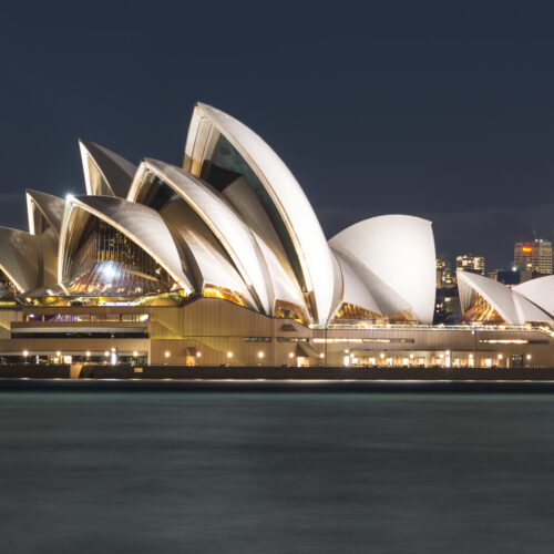 Sydney Opera House / Jørn Utzon | Classics On Architecture Lab 8 Sydney opera house / jørn utzon | classics on architecture lab