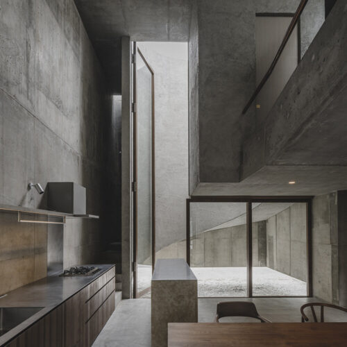 House in nishizaki / studio cochi architects
