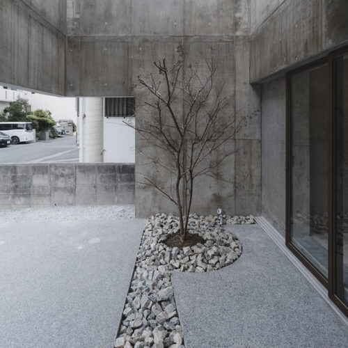 House in nishizaki / studio cochi architects