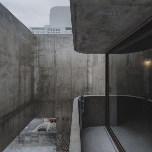 House in nishizaki / studio cochi architects
