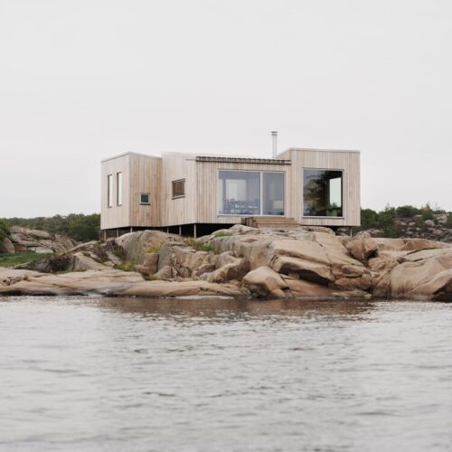 Kjerringholmen cabin / line solgaard arkitekter