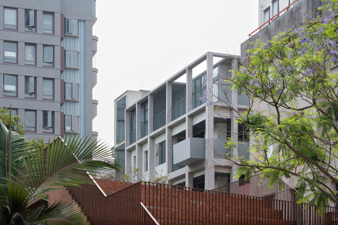 A tale of two buildings in nantou / fabersociety
