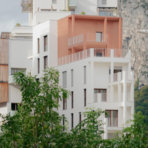 Scala housing / aqma