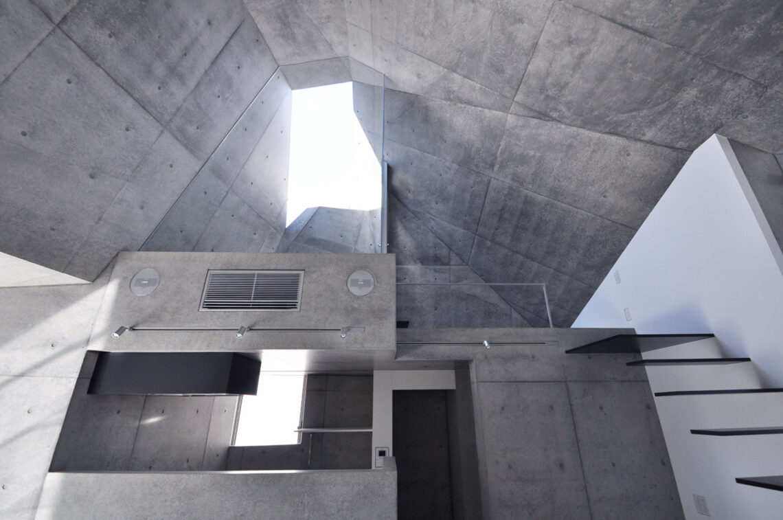 House In Abiko / Fuse-Atelier 24 House in abiko / fuse-atelier
