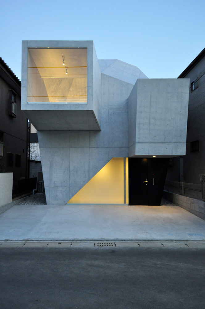 House In Abiko / Fuse-Atelier 27 House in abiko / fuse-atelier
