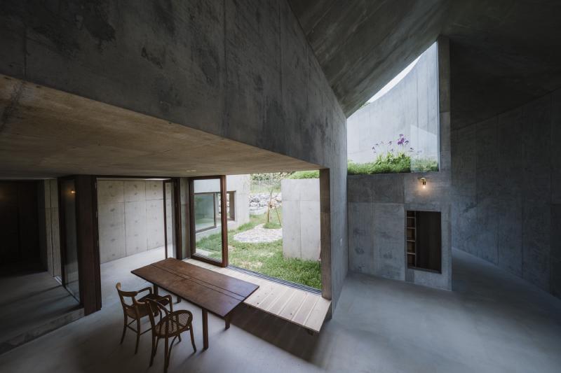 House In Sonda / Studio Cochi Architects 21 House in sonda / studio cochi architects