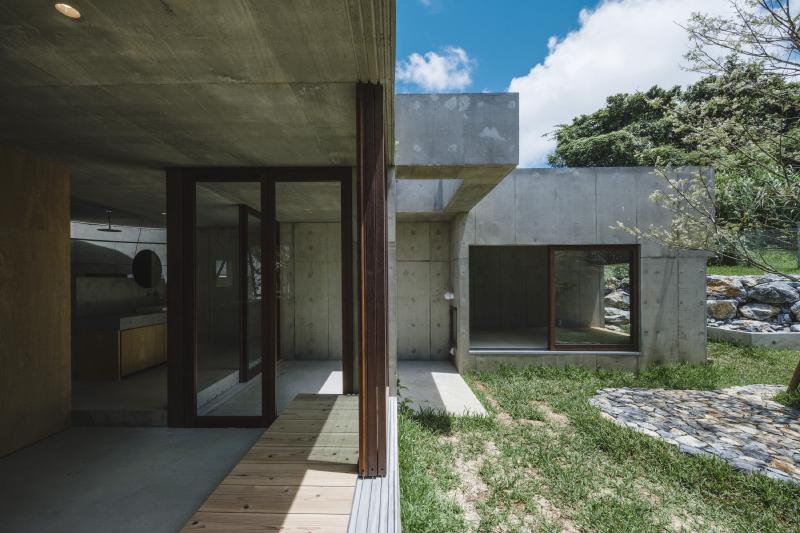 Studio-Cochi-Architects-Ooki-Jingu-House-In-Sonda (22) House in sonda / studio cochi architects