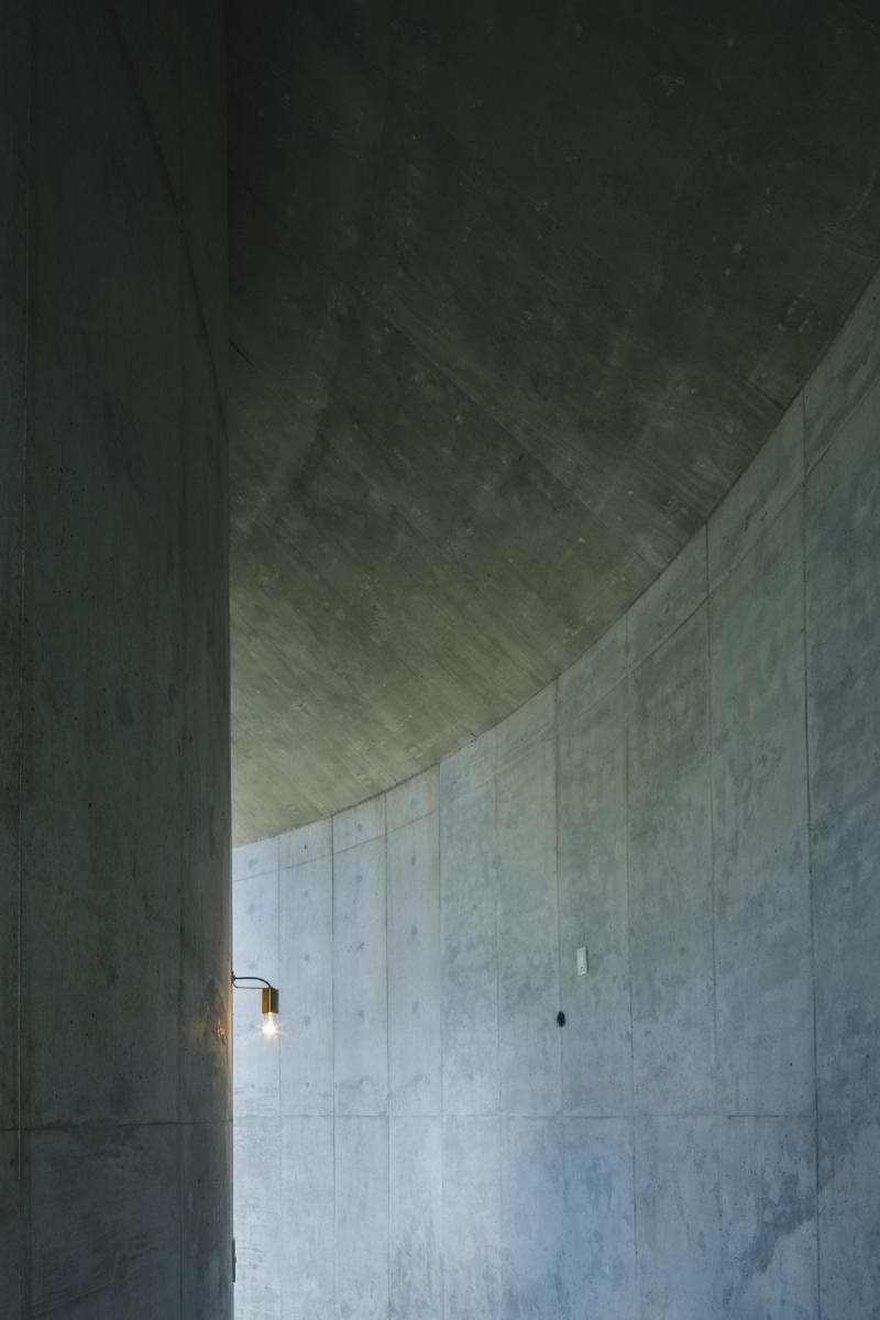 House In Sonda / Studio Cochi Architects 33 House in sonda / studio cochi architects
