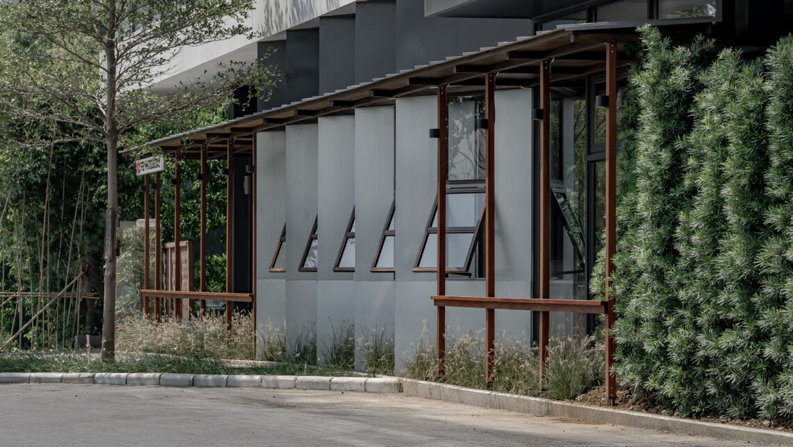 Wooden pavilion by the river - fei patisserie / neme studio architects