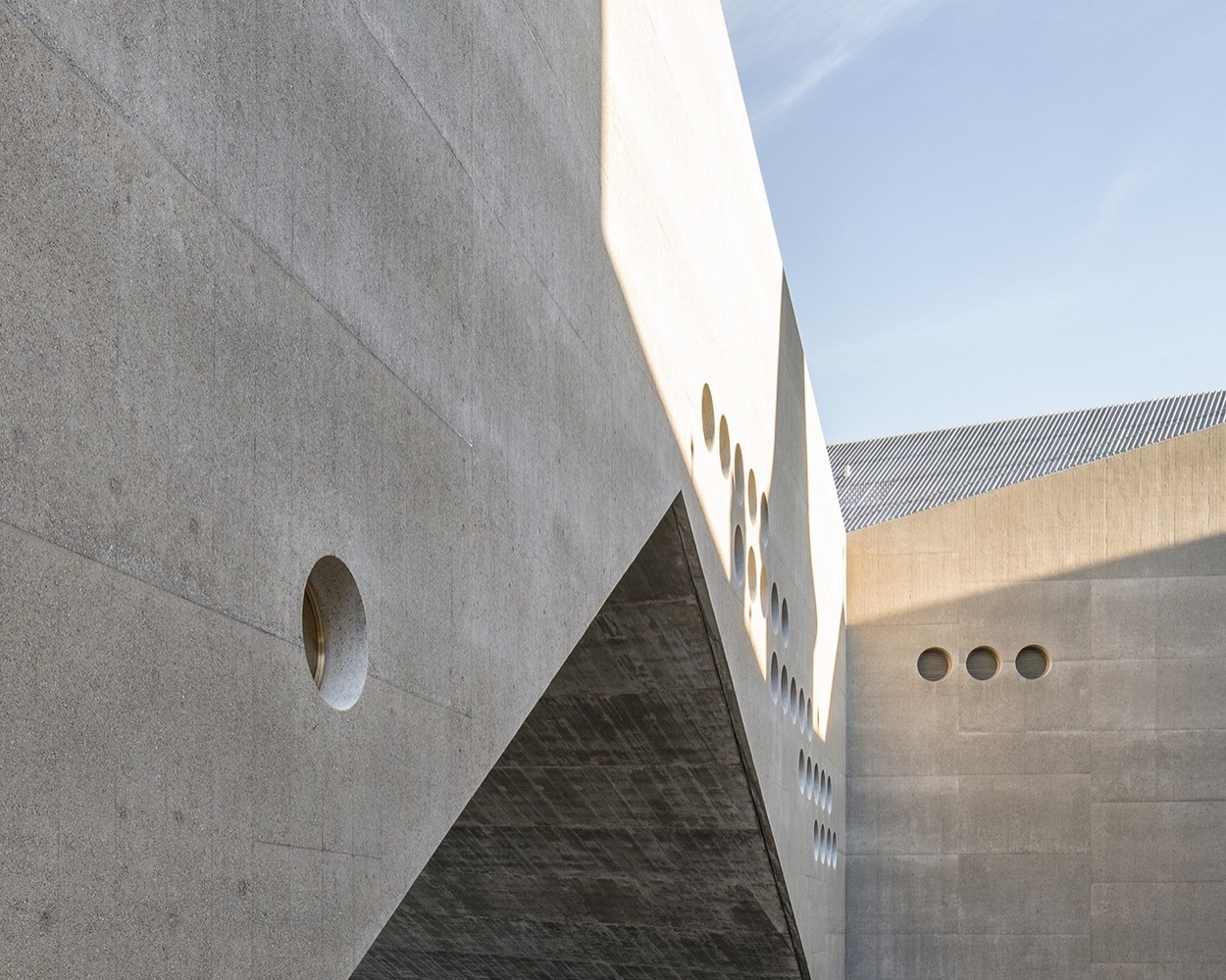 01_The_New_Sculpturally_Designed_Wing Swiss national museum extension / christ & gantenbein