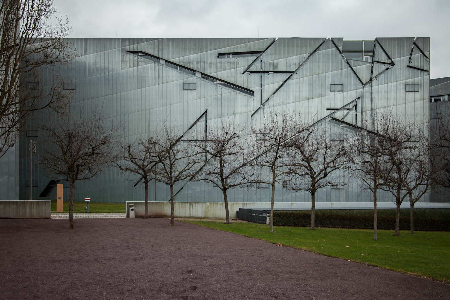 Jewish museum berlin / studio libeskind | classics on architecture lab