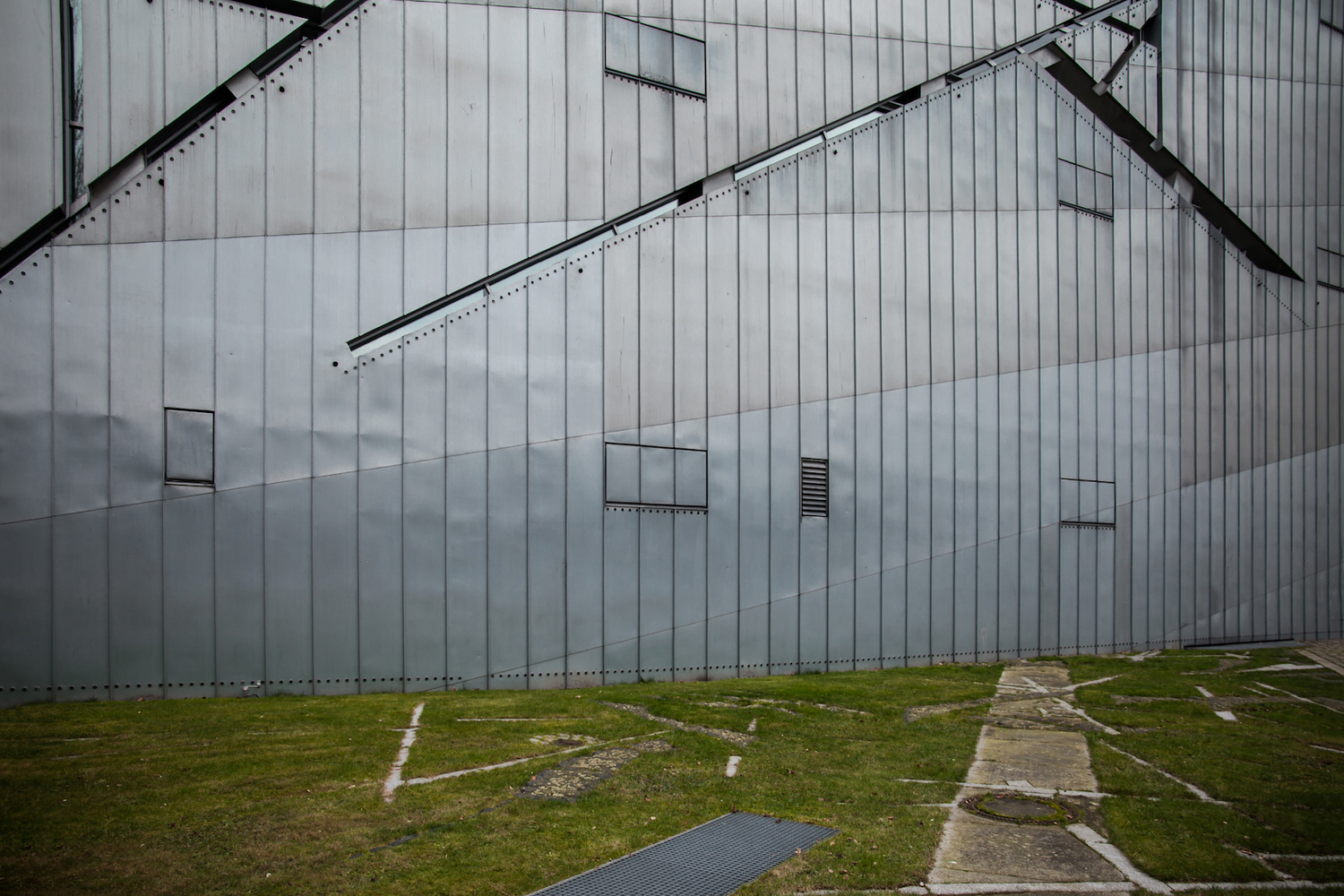 Jewish museum berlin / studio libeskind | classics on architecture lab