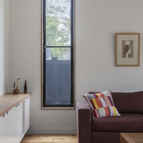The Corner House / Poly Studio 11 The corner house / poly studio