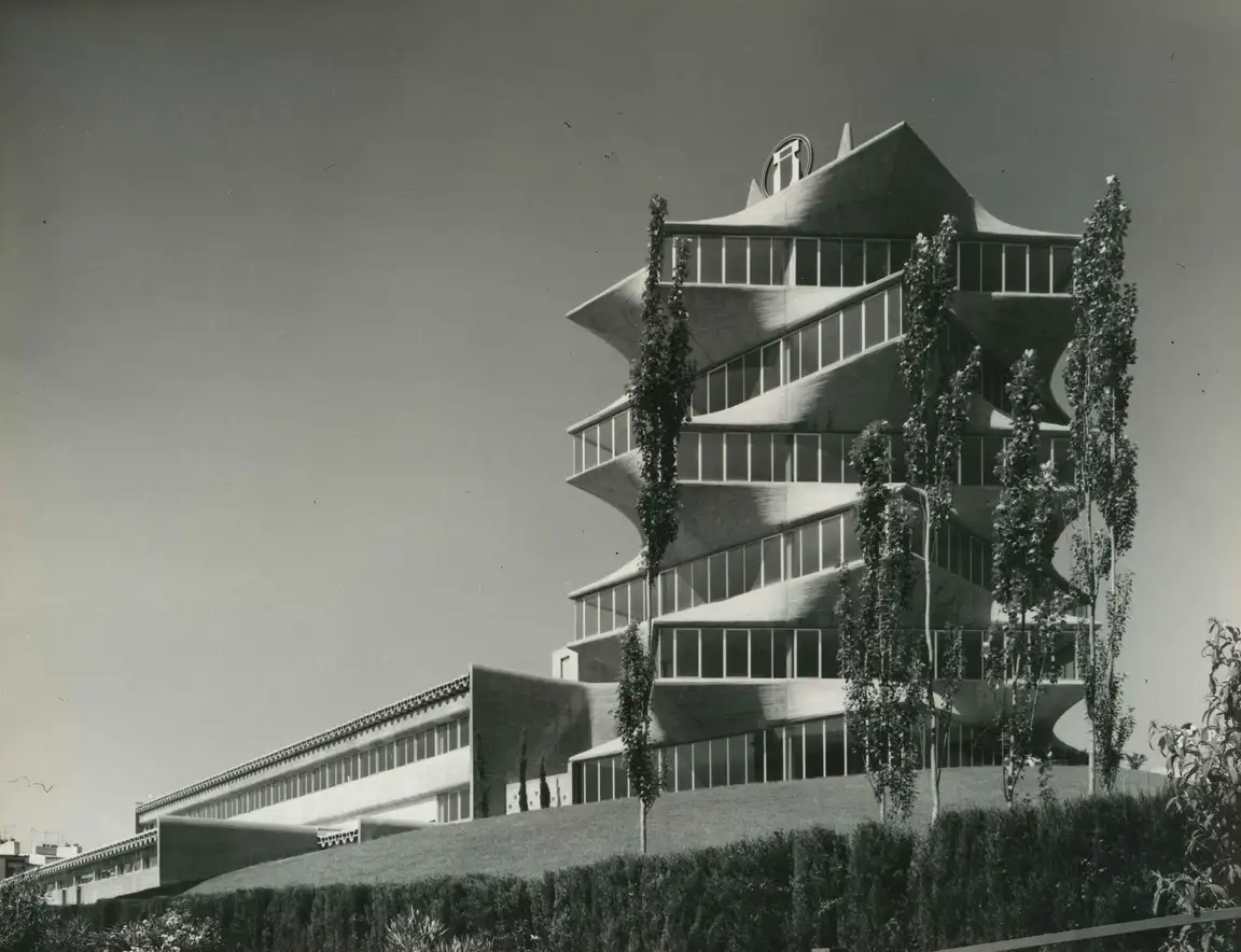Jorba laboratories, madrid, 1967 - © fundación miguel fisac