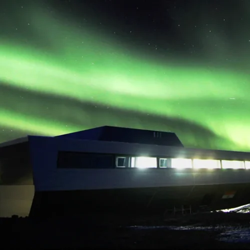 Evolution of antarctic architecture: from wooden huts to futuristic designs