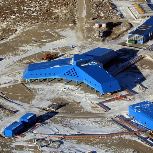 Evolution of antarctic architecture: from wooden huts to futuristic designs