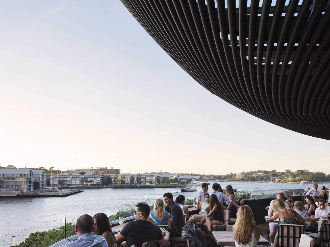 Barangaroo house / collins and turner