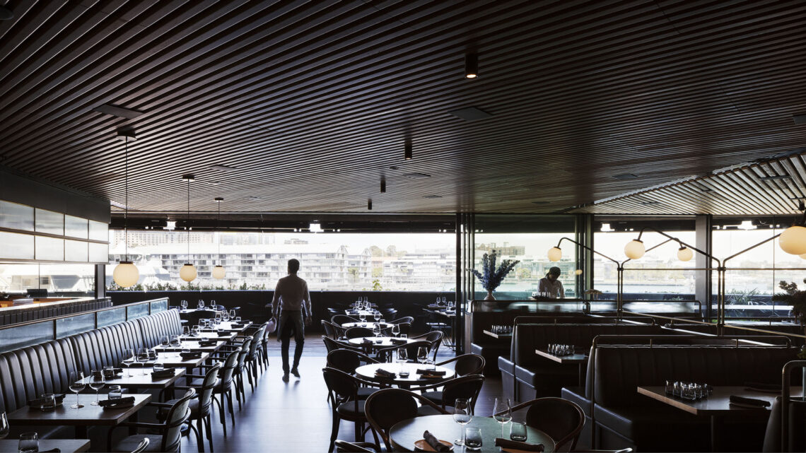 Barangaroo house / collins and turner