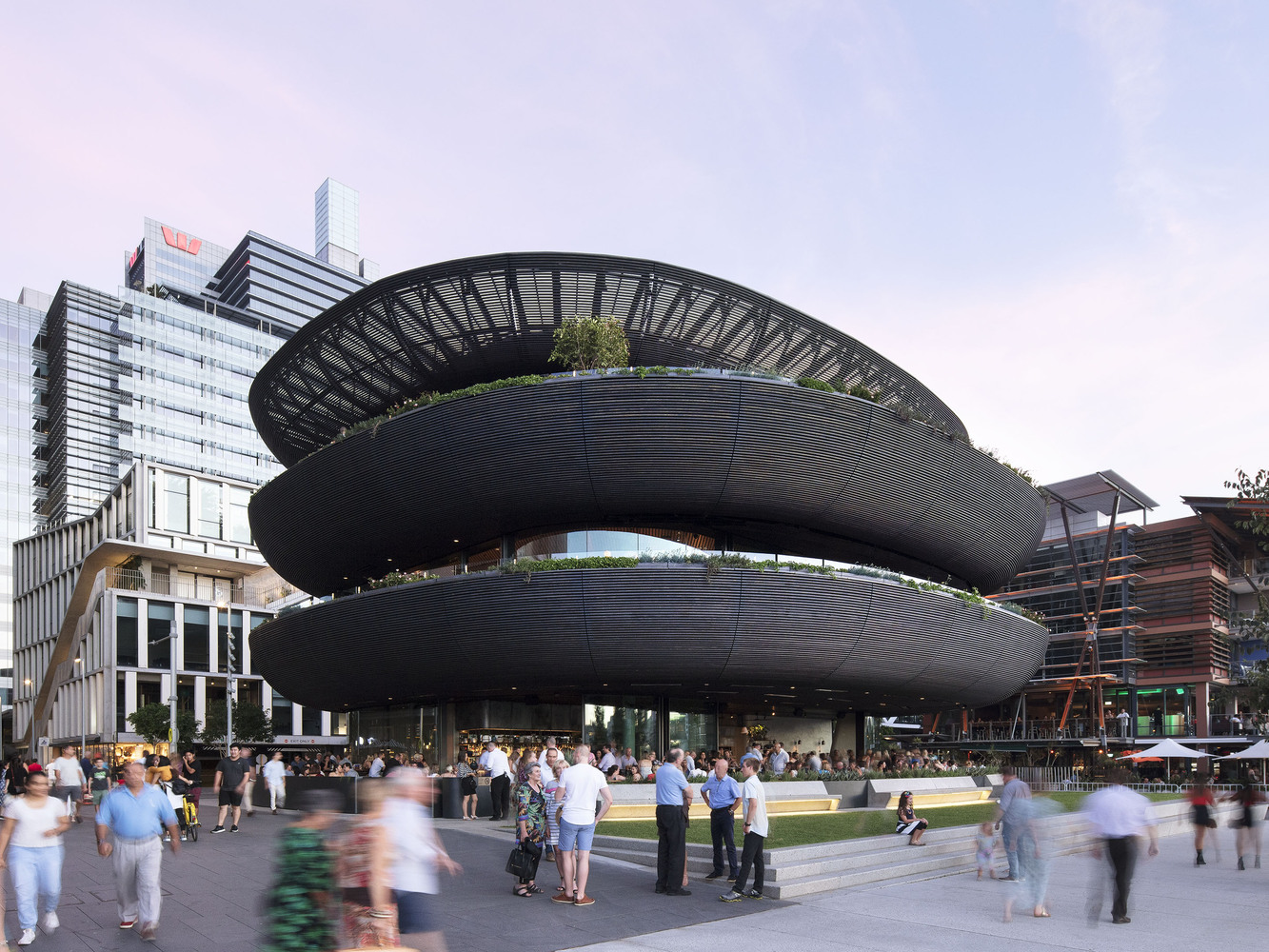 Barangaroo house / collins and turner
