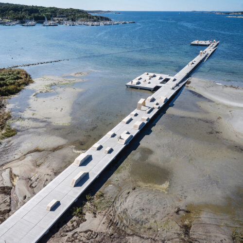 Bathing Pier In Askim Bay / Manofactory 15 Bathing pier in askim bay / manofactory ab