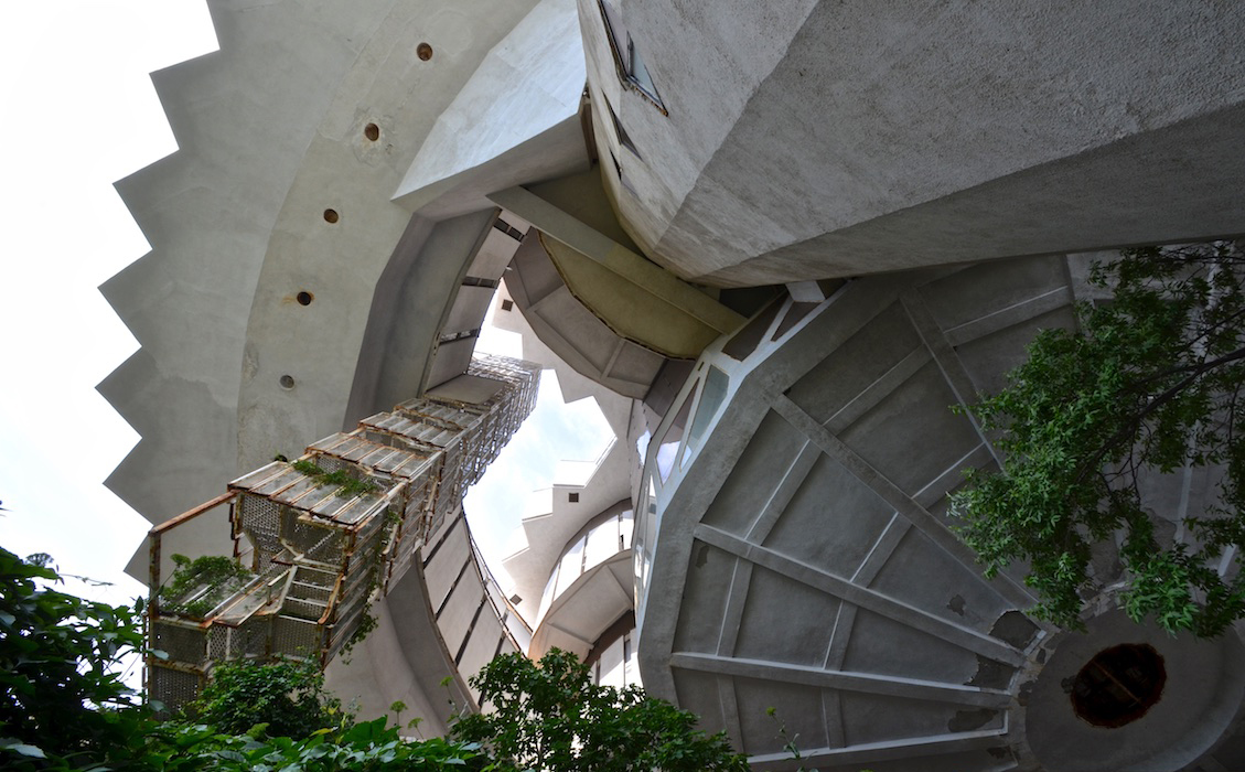 Druzhba Sanatorium / Igor Vasilevsky | Classics On Architecture Lab 5 Druzhba sanatorium: soviet-era architectural marvel in crimea