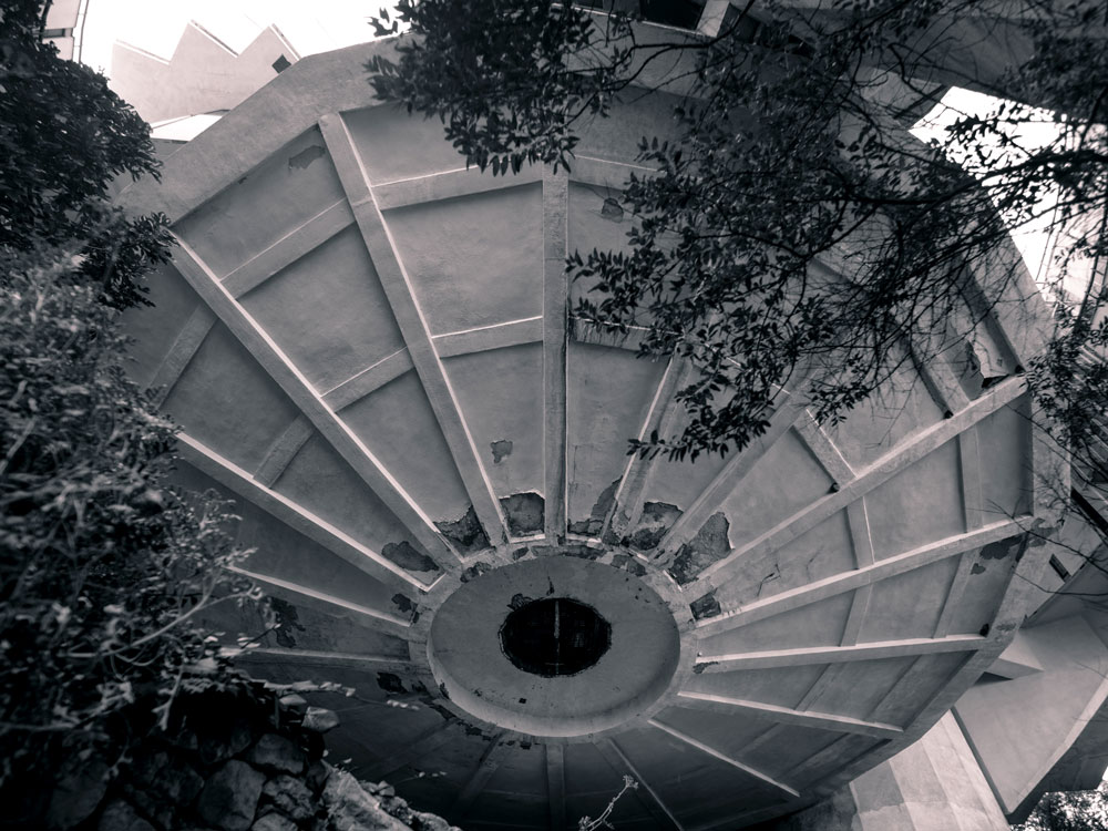 Druzhba Sanatorium / Igor Vasilevsky | Classics On Architecture Lab 3 Druzhba sanatorium: soviet-era architectural marvel in crimea