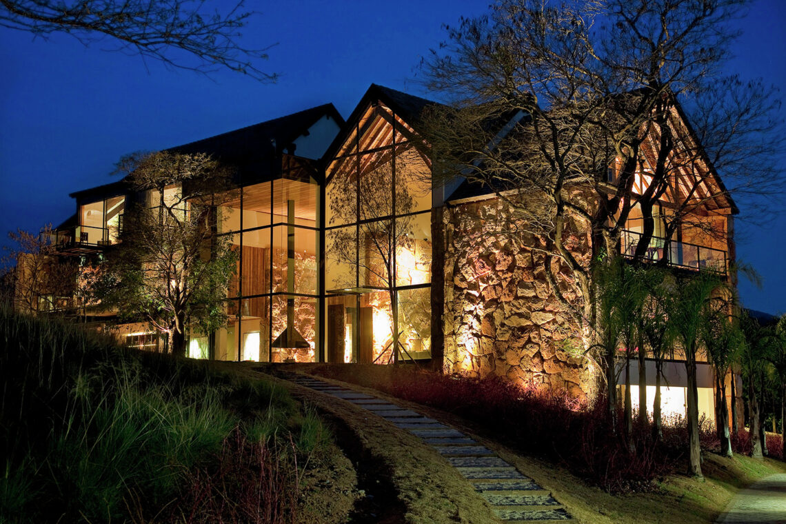 Botanique hotel & spa / candida tabet arquitetura