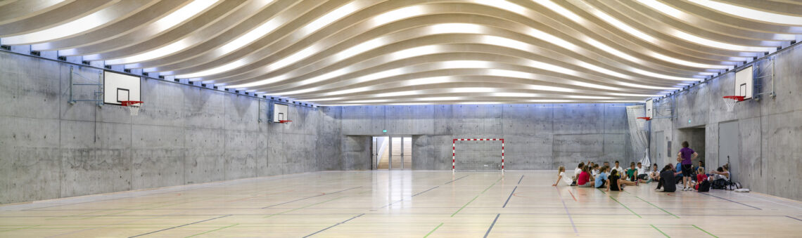Gammel Hellerup Gymnasium / Big 17 Gammel hellerup gymnasium / big