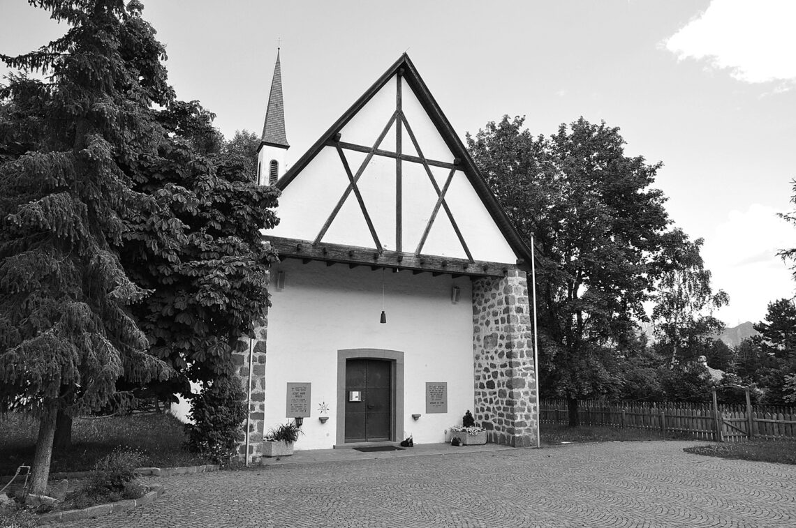 Saint Joseph In The Woods / Messner Architects 7 Saint joseph in the woods / messner architects