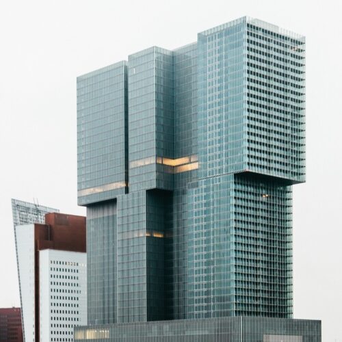 Rem koolhaas unveils de rotterdam: a dynamic city presence