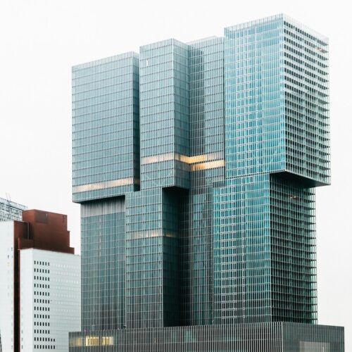 Rem koolhaas unveils de rotterdam: a dynamic city presence