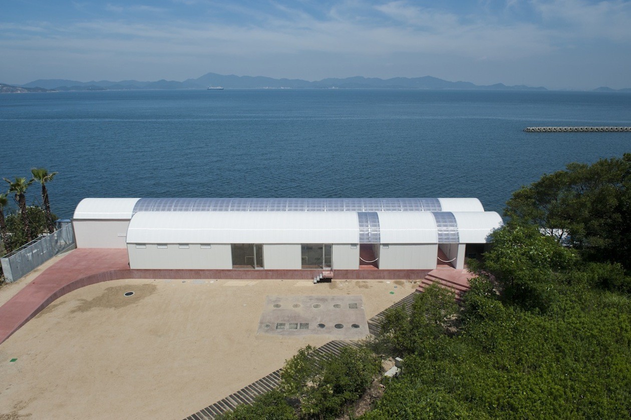 Restaurant on the sea / case-real