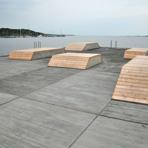 Bathing Pier In Askim Bay / Manofactory 5 Bathing pier in askim bay / manofactory ab