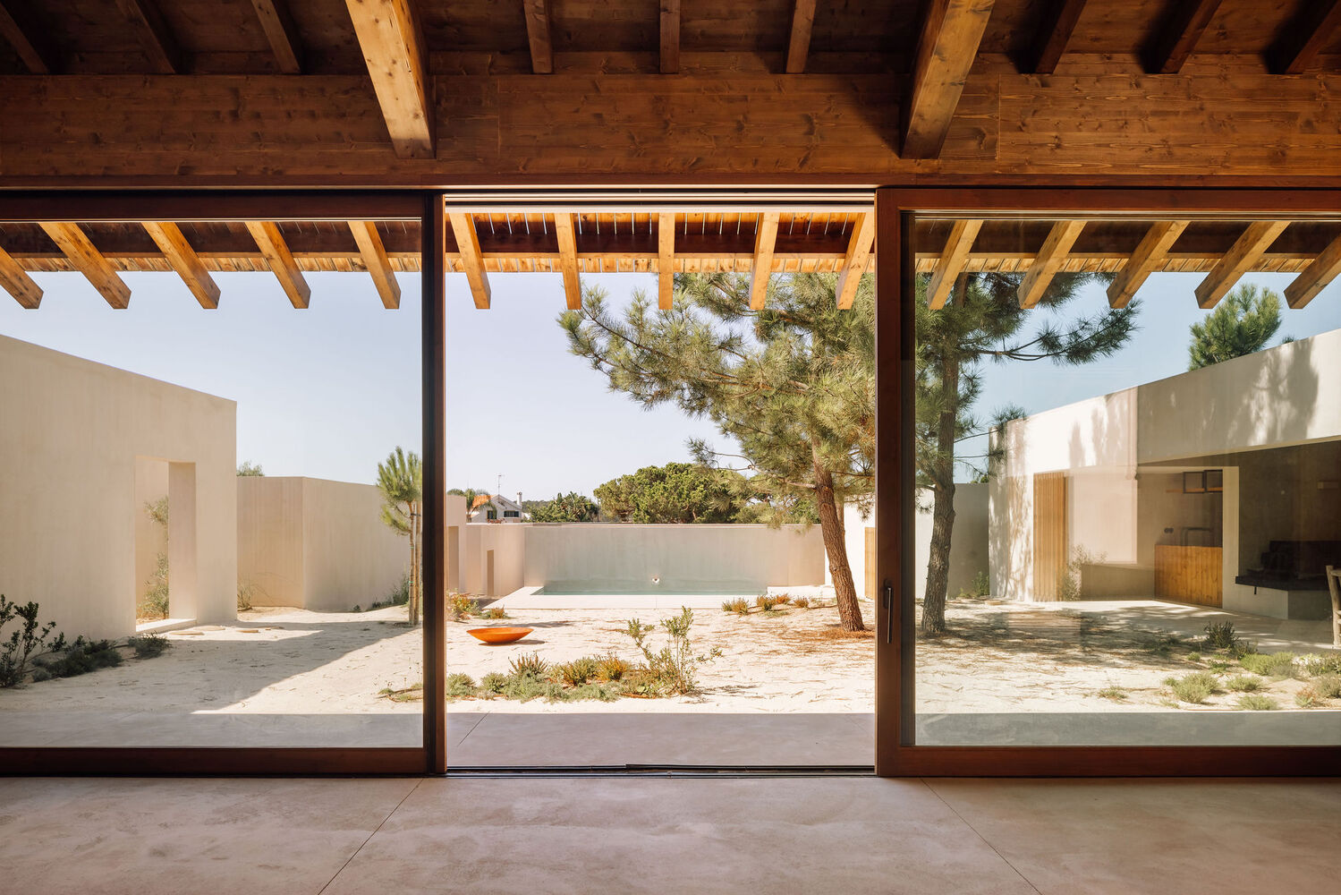 Encosta house / sia arquitectura