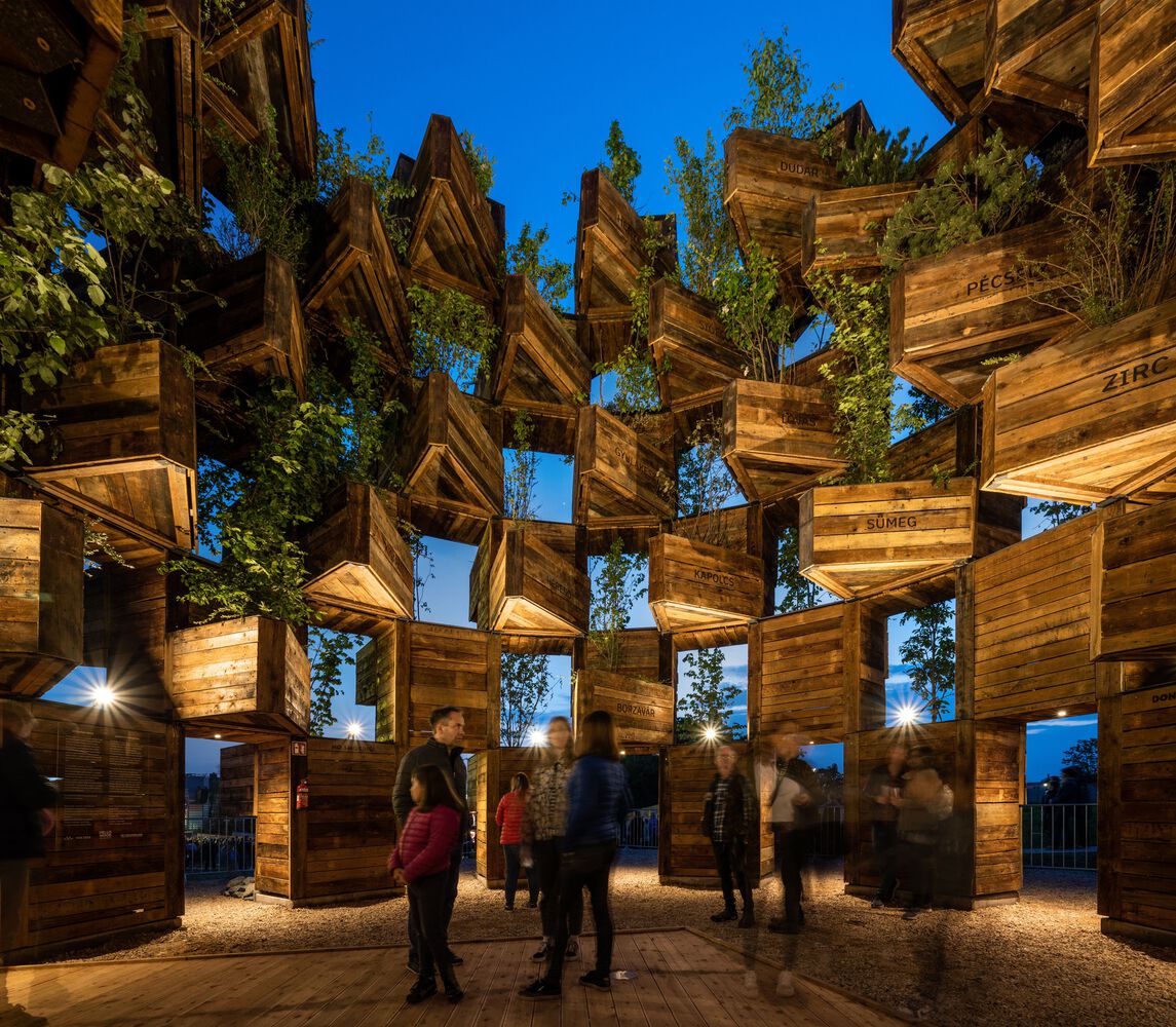 Garden of communities pavilion / hello wood