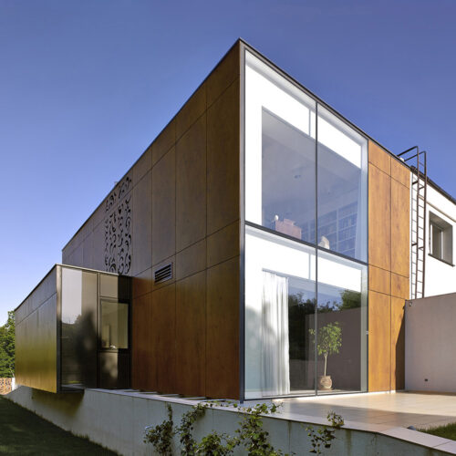 Perforated house / kluj studio