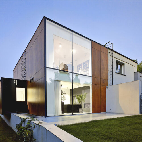 Perforated house / kluj studio