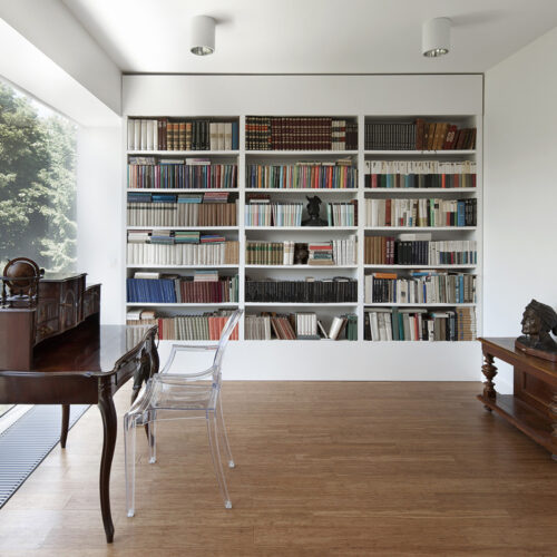 Perforated house / kluj studio