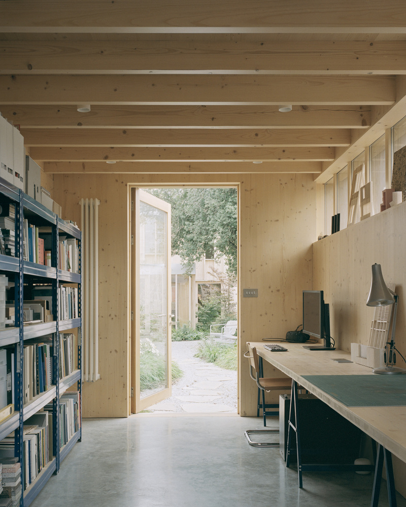 Spruce house and studio / ao-ft