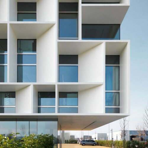 Bentini Headquarters / Piuarch 10 Bentini headquarters / piuarch
