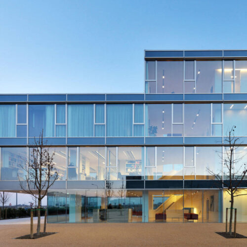 Bentini Headquarters / Piuarch 9 Bentini headquarters / piuarch