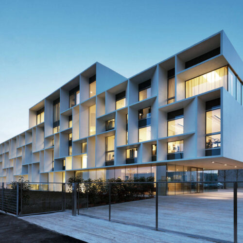 Bentini Headquarters / Piuarch 1 Bentini headquarters / piuarch