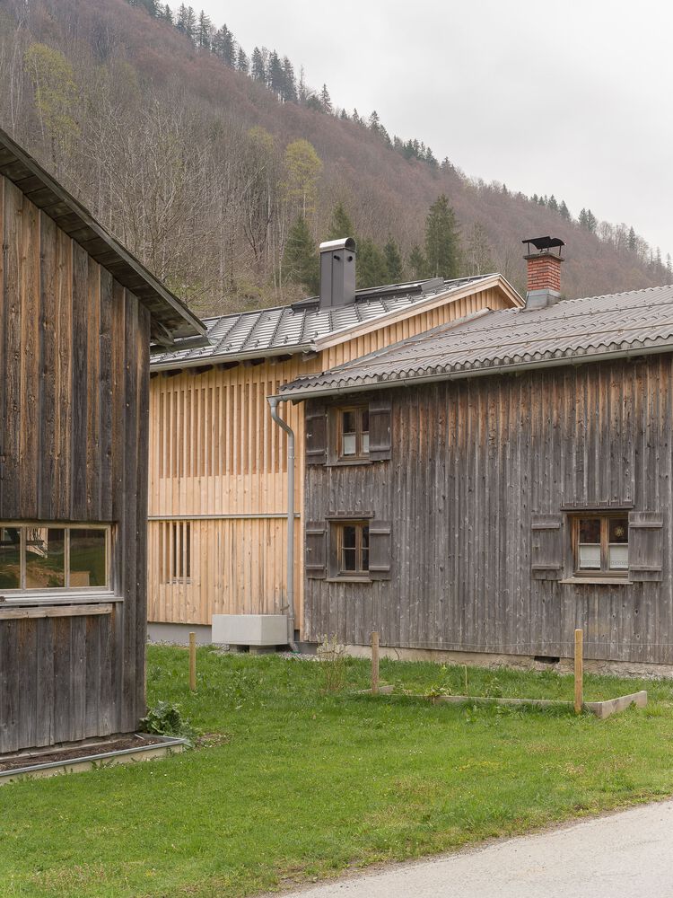 The hinterhaus restoration / simon moosbrugger architekt