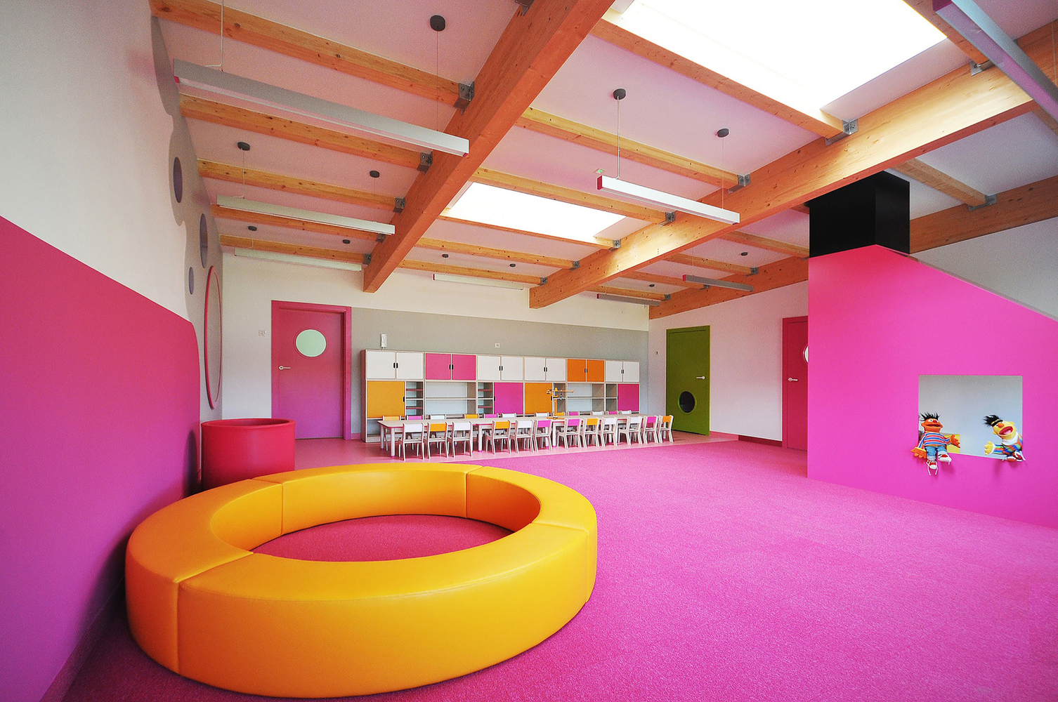 Xystudio-Kindergarten-Yellow-Elephant-(19) Yellow elephant kindergarten / xystudio