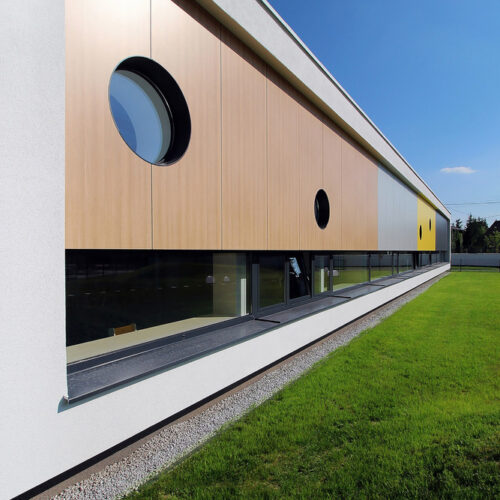 Yellow Elephant Kindergarten / Xystudio 21 Yellow elephant kindergarten / xystudio
