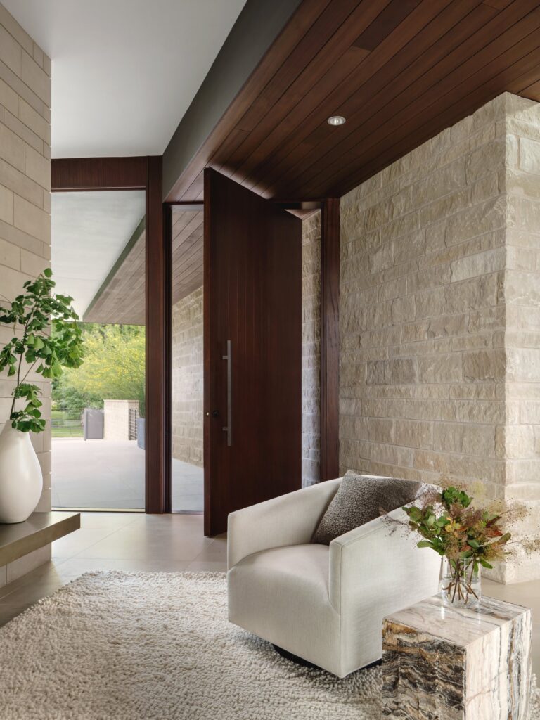 Rockcliff residence / larue architects
