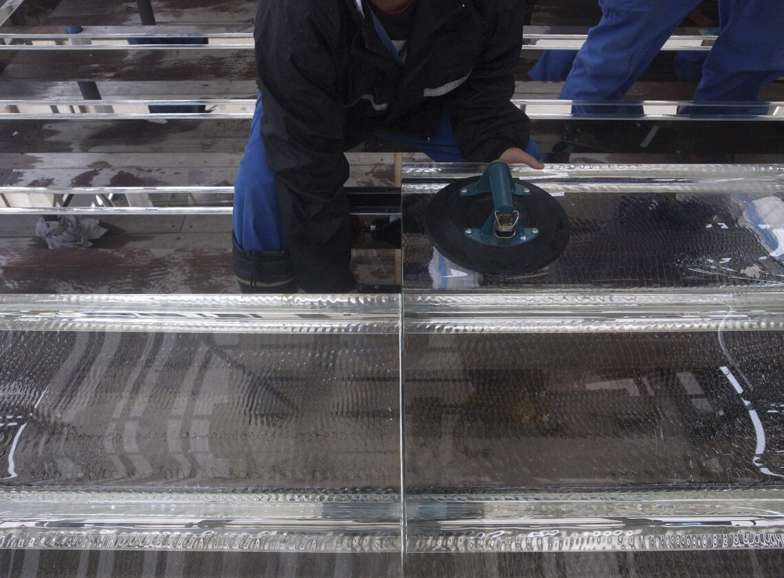 Kou-an glass tea house / tokujin yoshioka