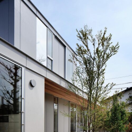 House in okazaki / kazuki moroe architects