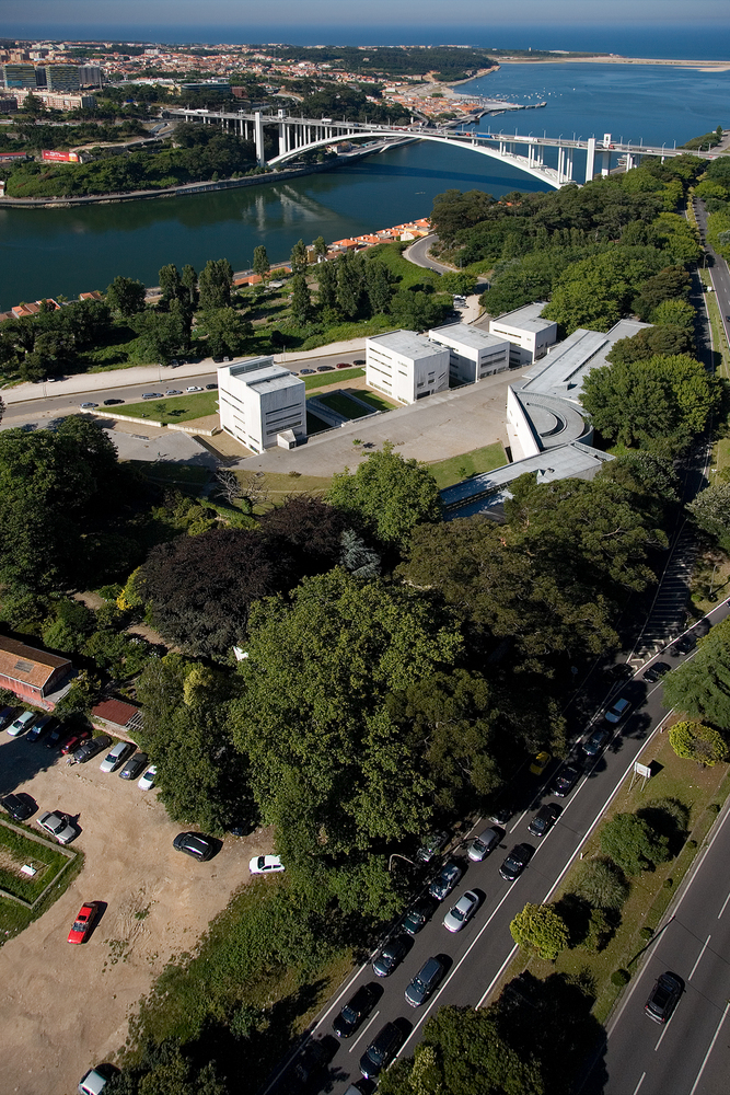 exploring-the-university-of-porto-s-faculty-of-architecture-through
